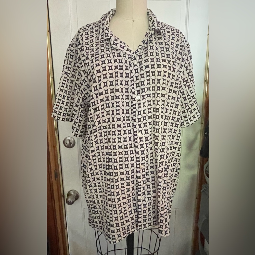 Dan John Men's Retro Geometric Pattern Button Down Shirt - Black and White